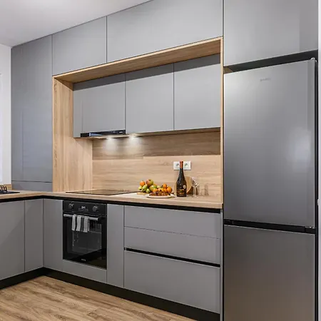 Tampa Sunshine - Free Private Parking Braşov