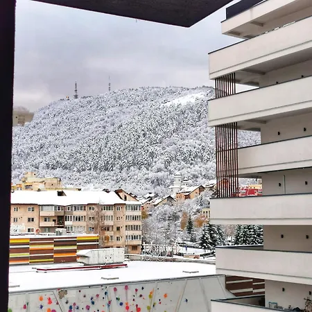 Mountain Whisper - Quiet With Free Parking Apartamento Braşov